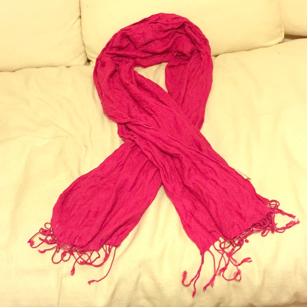 Bindya New York scarf